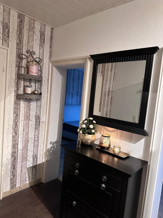 4 Zimmer 11 Personen Wohnung Garten Terrasse Grill 2 Badezimmer Wuppertal Exteriör bild