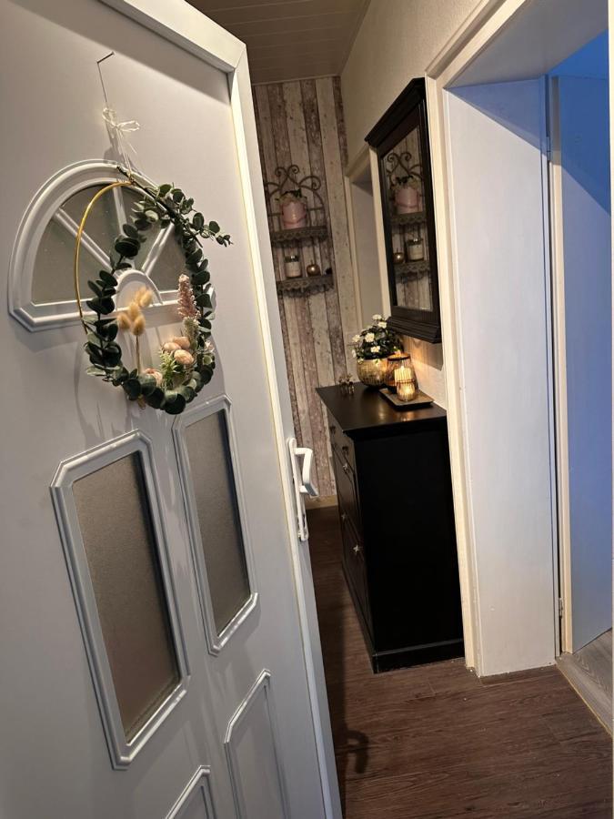 4 Zimmer 11 Personen Wohnung Garten Terrasse Grill 2 Badezimmer Wuppertal Exteriör bild