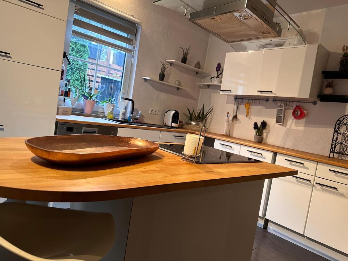 4 Zimmer 11 Personen Wohnung Garten Terrasse Grill 2 Badezimmer Wuppertal Exteriör bild
